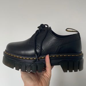 BRAND NEW Dr martens platform loafers US7 Audrick 3 eye shoe